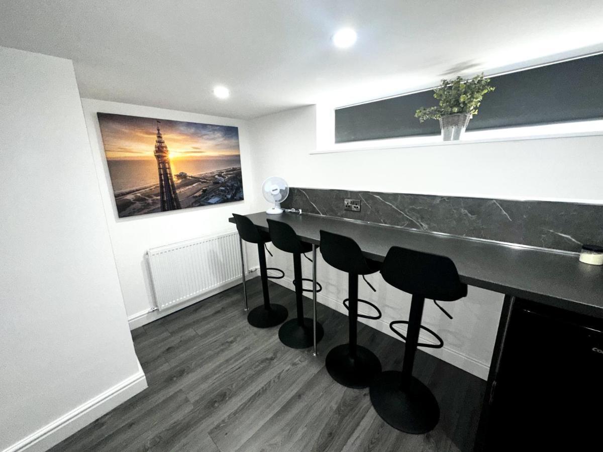 New Osborne Luxury Hottub And Jacuzzi Suites Blackpool Buitenkant foto