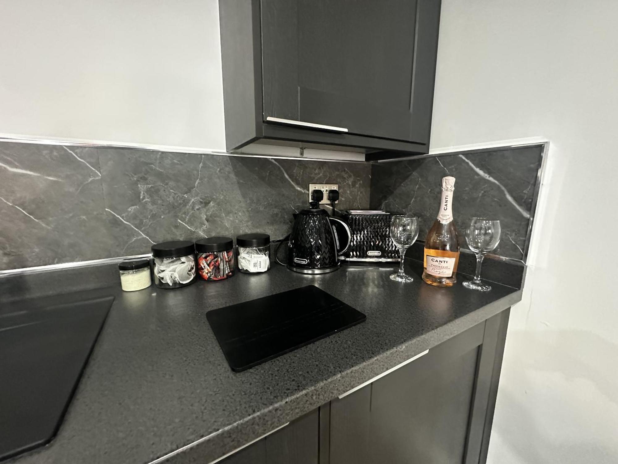 New Osborne Luxury Hottub And Jacuzzi Suites Blackpool Kamer foto